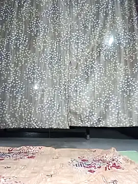 Rajni chauhan online show from December 2, 2025, 3:58 pm