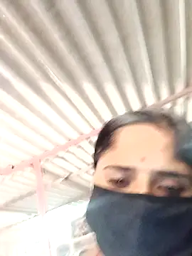 Rajni chauhan online show from June 4, 2026, 6:51 am