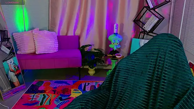 cold blondie online show from May 15, 2026, 5:49 am