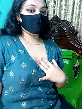 Porimoni22 online show from April 15, 2026, 2:43 pm