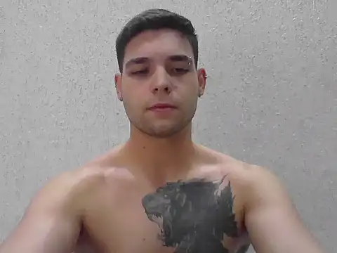 Zure-xxx online show from May 11, 2026, 11:35 pm