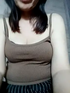 Snapshot of Lonababy68 chatting on November 4, 2025, 4:11 pm Lonababy68 online show from November 4, 2025, 4:11 pm