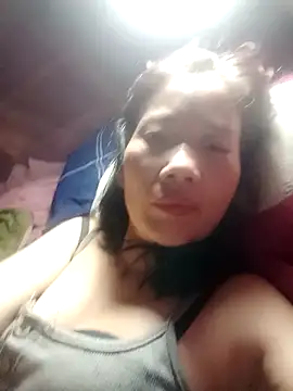 Snapshot of Lonababy68 chatting on October 19, 2025, 3:59 pm Lonababy68 online show from October 19, 2025, 3:59 pm