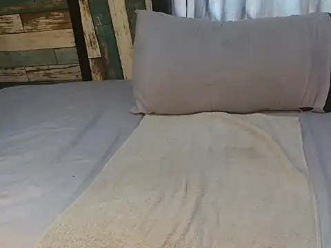 Monica-2701 online show from October 30, 2025, 9:07 am