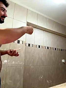 Snapshot of CrazyInTwo chatting on October 19, 2025, 1:03 pm CrazyInTwo online show from October 19, 2025, 1:03 pm