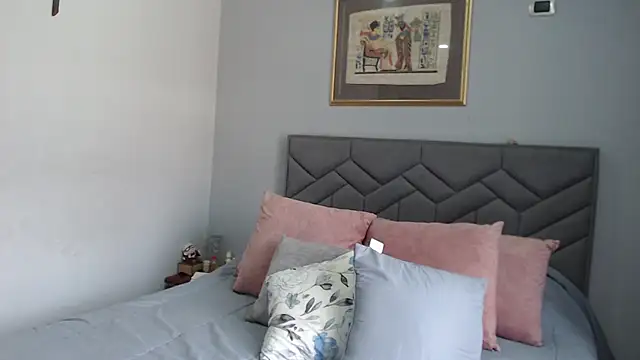 Elizabeth bennett 6 online show from April 8, 2026, 6:53 pm