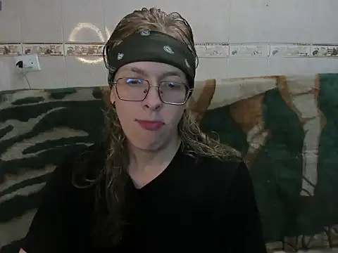 Snapshot of Bookjinn chatting on February 9, 2026, 4:21 am Bookjinn online show from February 9, 2026, 4:21 am