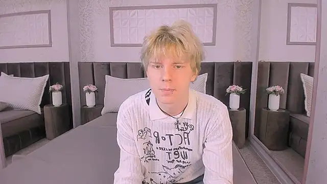 KevinMilky online show from October 21, 2025, 2:38 pm