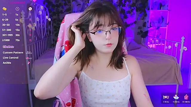 Soffi Toffi online show from October 28, 2025, 3:11 pm