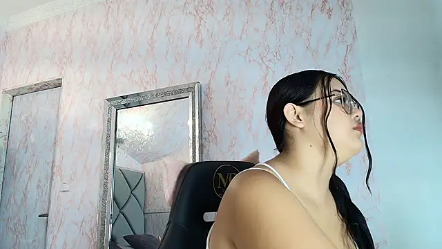 scarlett montoya online show from January 13, 2026, 1:48 pm