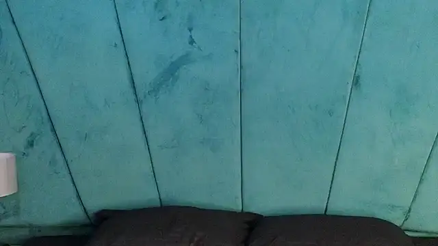 Aaron Eze online show from October 22, 2025, 9:24 pm