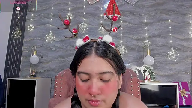 lilithst  online show from December 18, 2025, 9:18 pm