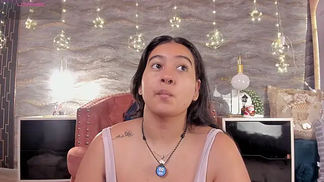 lilithst  online show from November 28, 2025, 8:31 pm