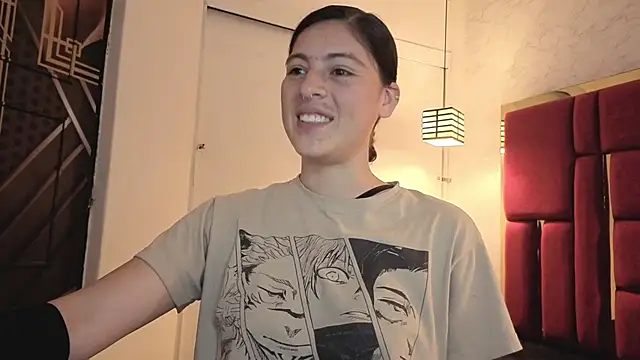 moon winy online show from November 25, 2025, 11:10 am