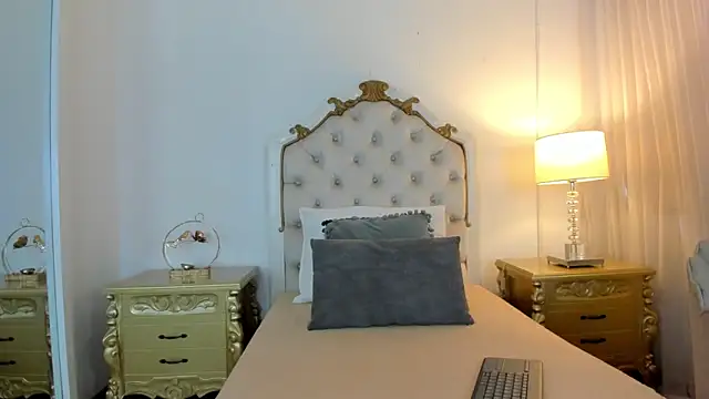 jessi lopez45 online show from February 10, 2026, 7:35 pm