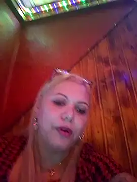 Lvna6969 online show from November 7, 2025, 5:17 pm