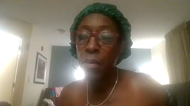 Snapshot of Mshard-61 chatting on January 14, 2026, 10:19 am Mshard-61 online show from January 14, 2026, 10:19 am