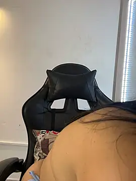 Snapshot of _Bella_7 chatting on February 5, 2026, 2:51 am Bella 7 online show from February 5, 2026, 2:51 am