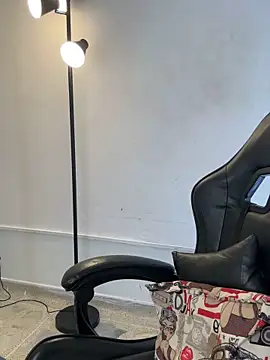 Snapshot of _Bella_7 chatting on March 10, 2026, 3:32 am Bella 7 online show from March 10, 2026, 3:32 am