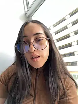 Kiss Sophi online show from July 28, 2026, 7:50 pm