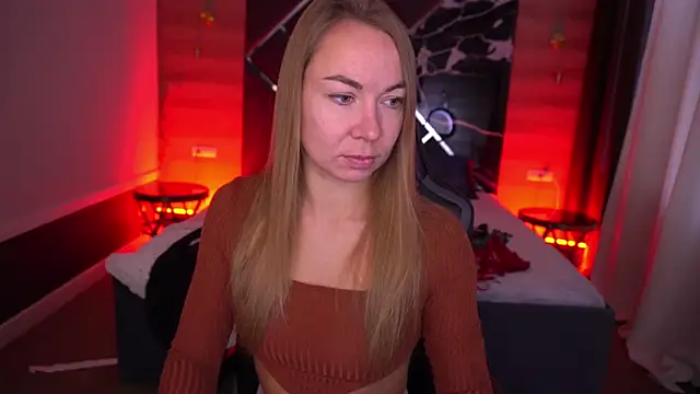 VixenMuse online show from October 27, 2025, 6:47 am