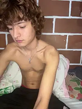 Snapshot of JoelnClouds chatting on April 2, 2026, 8:37 pm JoelnClouds online show from April 2, 2026, 8:37 pm