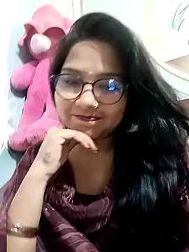 Vanshika1432 online show from October 22, 2025, 5:18 am