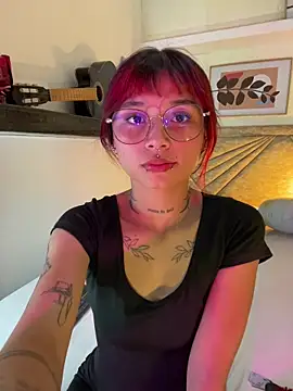 Emma duff online show from April 4, 2026, 7:20 pm