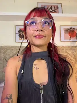 Snapshot of Emma_duff chatting on July 22, 2026, 7:38 pm Emma duff online show from July 22, 2026, 7:38 pm