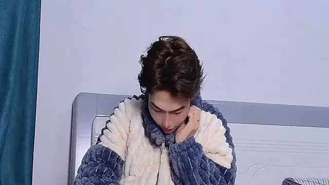 Stuffy-111 online show from November 11, 2025, 12:33 pm