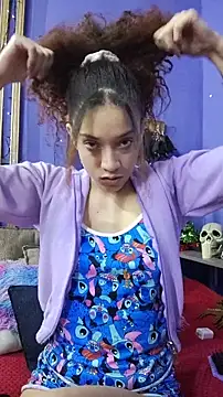 Luna-Vixen1 online show from November 30, 2025, 11:44 am