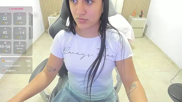 Snapshot of Aziz_daud chatting on March 20, 2026, 7:15 pm Aziz daud online show from March 20, 2026, 7:15 pm