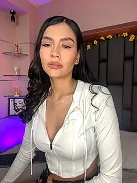 TanyaBello online show from December 2, 2025, 3:36 pm