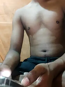 princejmp1973 online show from October 21, 2025, 3:22 pm