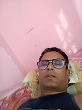 sanu3286 online show from October 18, 2025, 9:22 am