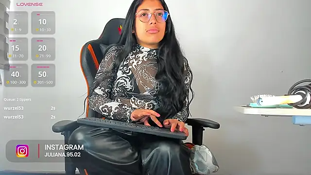 valeria d online show from October 20, 2025, 1:33 pm