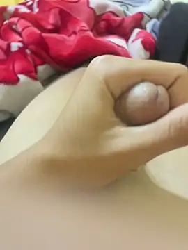 Snapshot of yoryy07 chatting on November 15, 2025, 10:47 pm yoryy07 online show from November 15, 2025, 10:47 pm