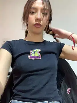 Snapshot of MiaaCute- chatting on April 29, 2026, 7:09 pm MiaaCute- online show from April 29, 2026, 7:09 pm