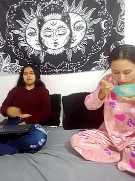 emily n abby online show from March 28, 2026, 1:45 pm