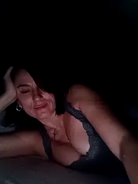 Luna 7777 online show from April 8, 2026, 10:00 pm