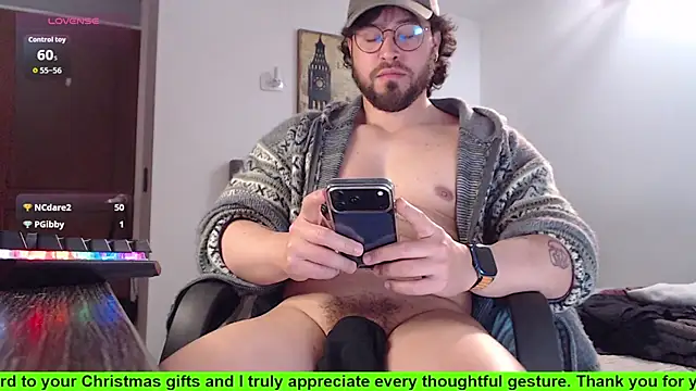 Snapshot of SugaredDigit chatting on December 5, 2025, 12:32 am SugaredDigit online show from December 5, 2025, 12:32 am