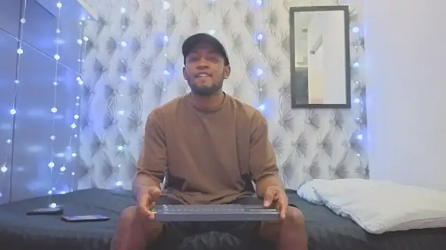 Stevenbrand online show from December 15, 2025, 6:47 pm