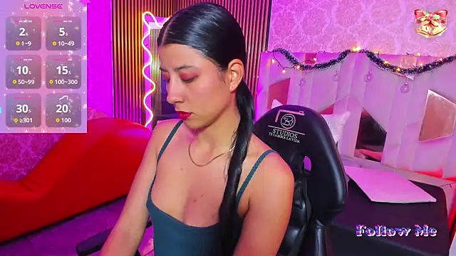 Adisson Tay online show from December 5, 2025, 11:42 am