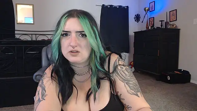 ImKatMeow online show from February 9, 2026, 5:22 pm