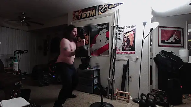 biggerisbetter12 online show from April 5, 2026, 7:15 am