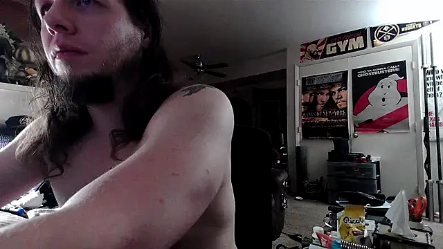 biggerisbetter12 online show from October 20, 2025, 10:27 am