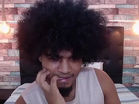 Snapshot of JaicobJones chatting on October 19, 2025, 12:46 am JaicobJones online show from October 19, 2025, 12:46 am