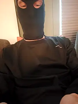 Snapshot of Benfetish chatting on November 5, 2025, 4:43 pm Benfetish online show from November 5, 2025, 4:43 pm