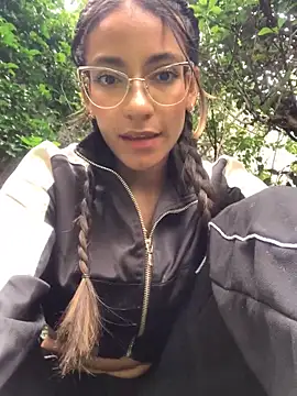 elegant  rouse online show from April 5, 2026, 9:54 pm