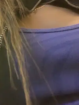 elegant  rouse online show from April 11, 2026, 9:40 pm